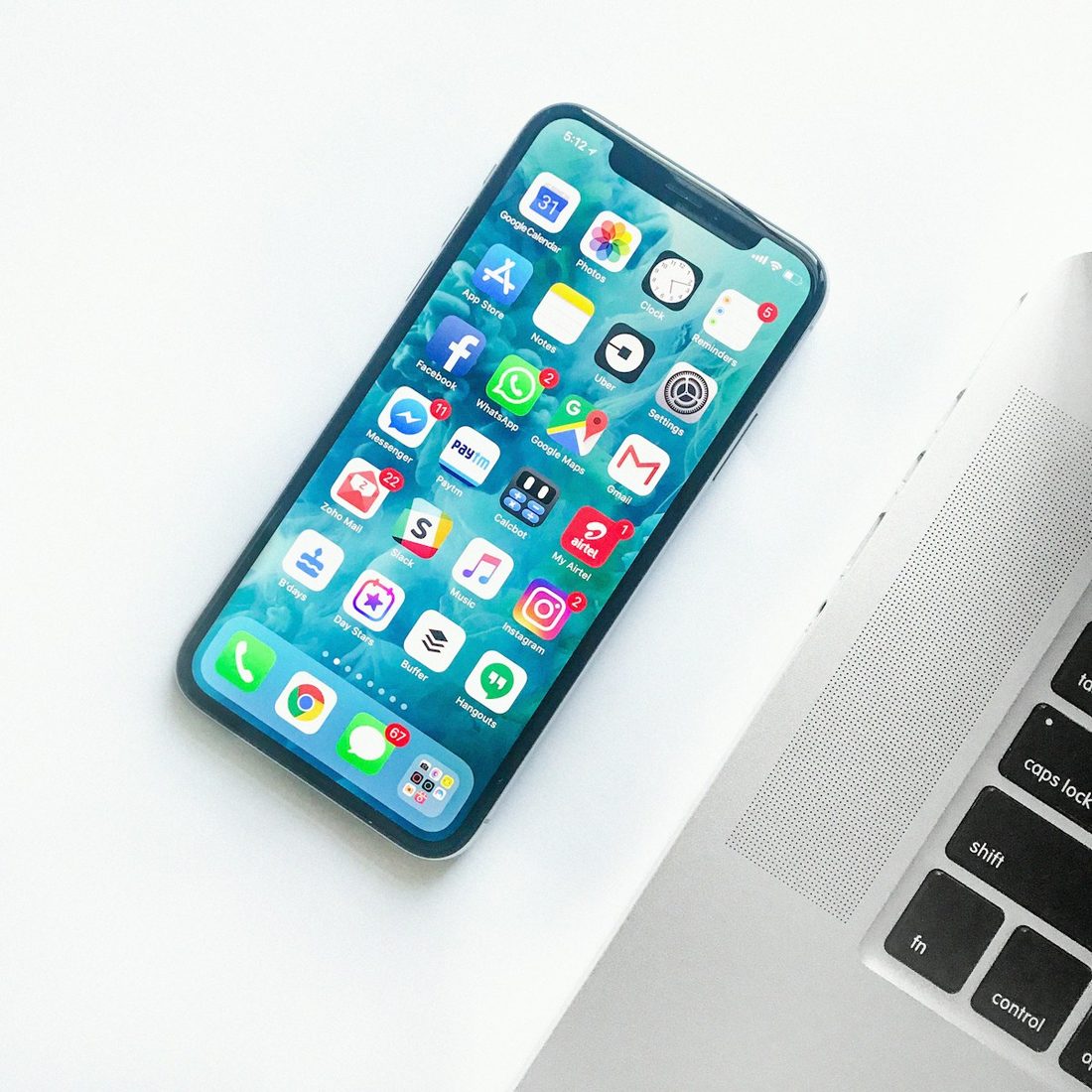 六合彩官网 APP 赛程与赛事列表界面示意